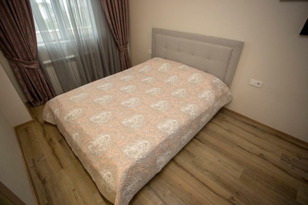Nano'S Exclusive Fashionable Apartment Batumi Exterior photo
