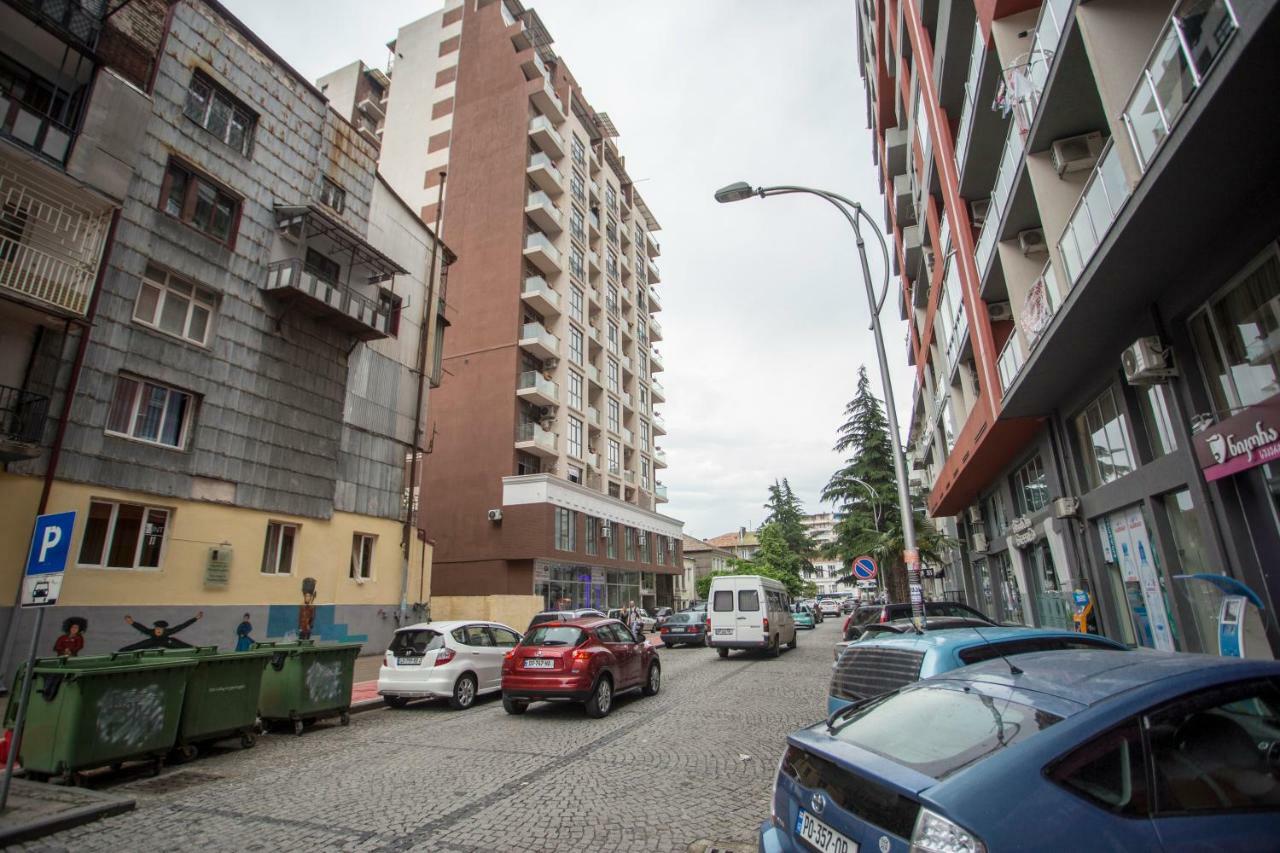 Nano'S Exclusive Fashionable Apartment Batumi Exterior photo